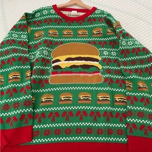 In-N-Out AUTHENTIC Christmas collection sweater (BRAND NEW)